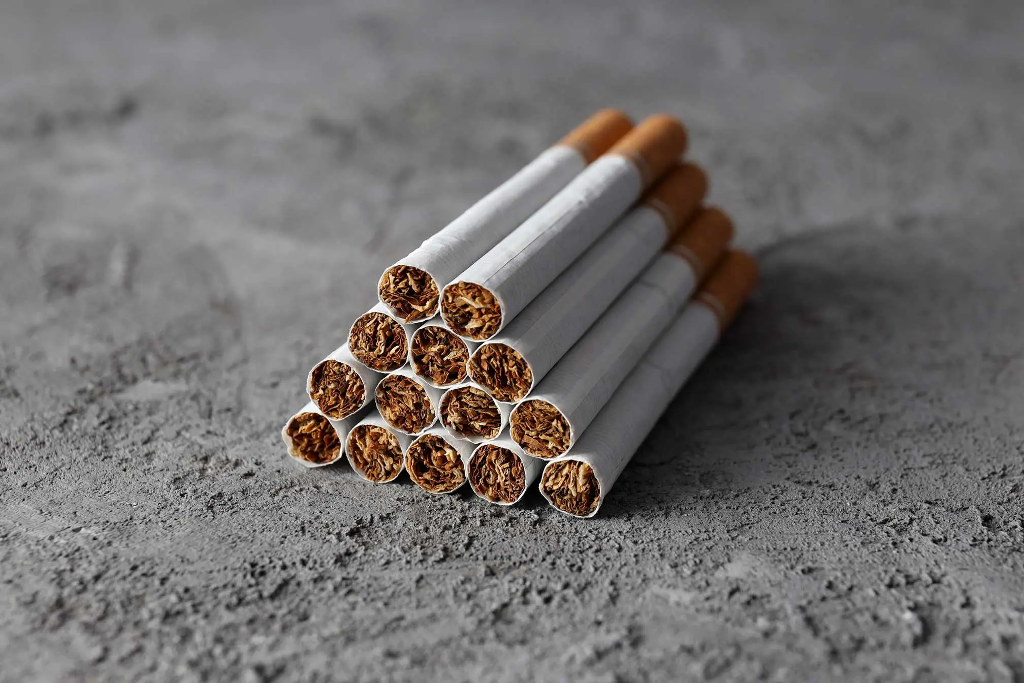 photo de plusieurs cigarettes